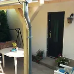 Kameleon Apartmanhaz Ev Toeltessel Διαμέρισμα *
