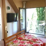 Apartmán Kameleon Apartmanhaz Ev Toeltessel