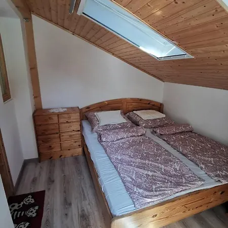 Kameleon Apartmanhaz Ev Toeltessel Apartment *
