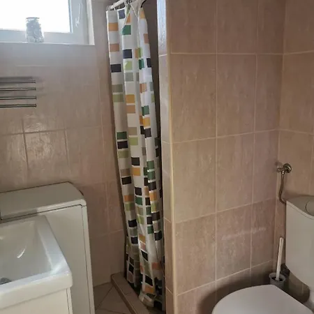 Kameleon Apartmanhaz *