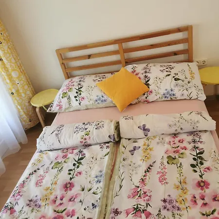 Kameleon Apartmanhaz Ev Toeltessel Apartment *