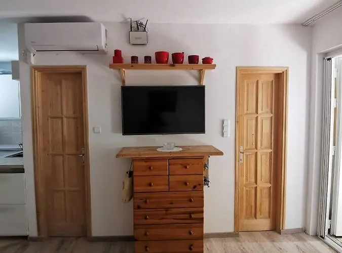 Kameleon Apartmanhaz Ev Toeltessel Lejlighed