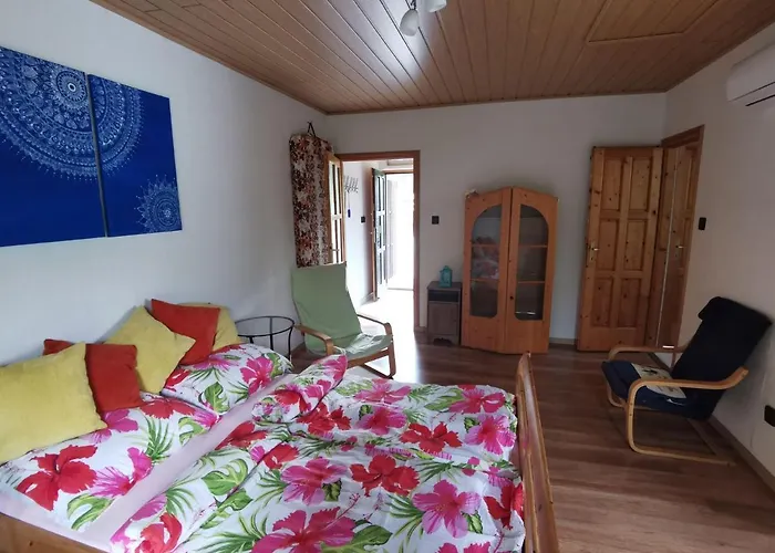Kameleon Apartmanhaz Ev Toeltessel *